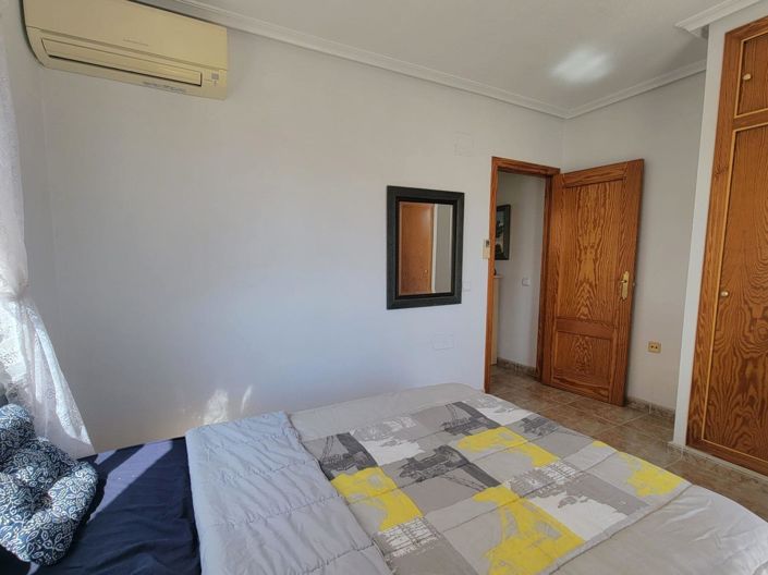 Image No.35-4 Bed Townhouse for sale