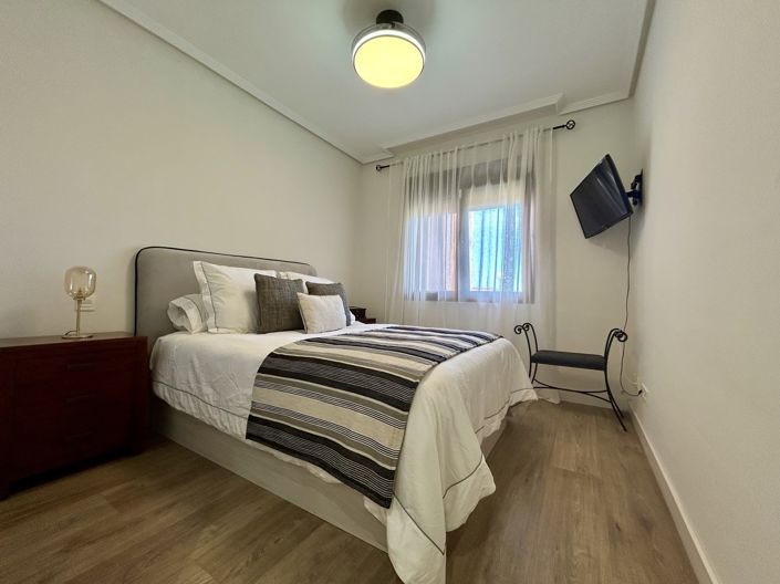 Image No.9-3 Bed Apartment for sale