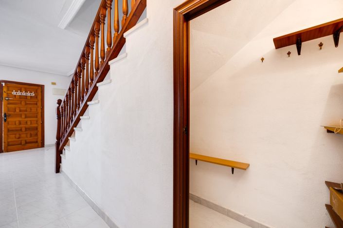 Image No.23-4 Bed House for sale