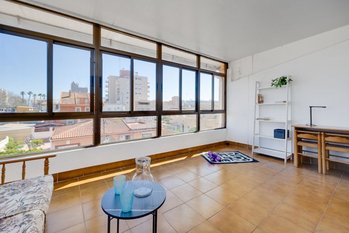 Image No.32-4 Bed House for sale