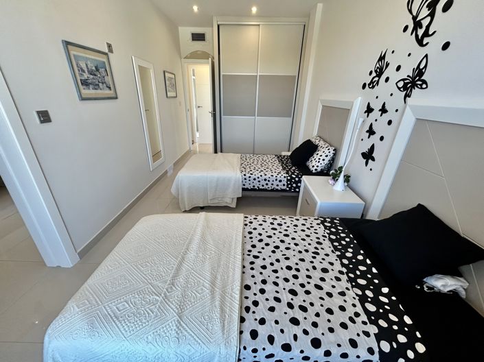 Image No.23-3 Bed Villa for sale