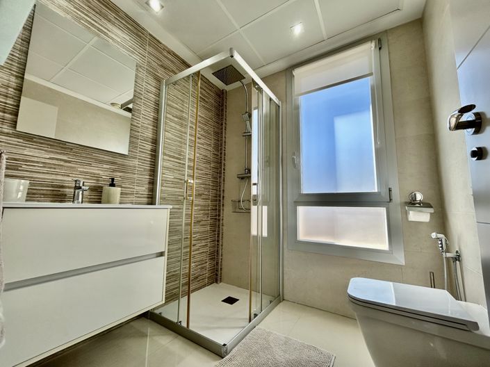 Image No.33-3 Bed Villa for sale