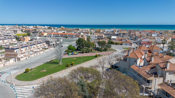 Image No.27-3 Bed Villa for sale