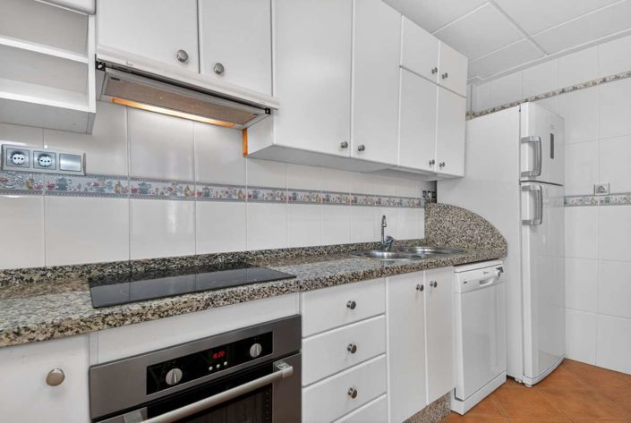 Image No.10-5 Bed Villa for sale