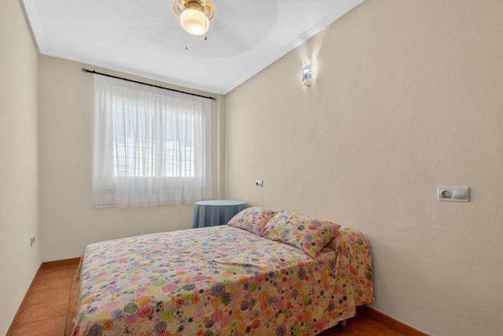 Image No.15-5 Bed Villa for sale