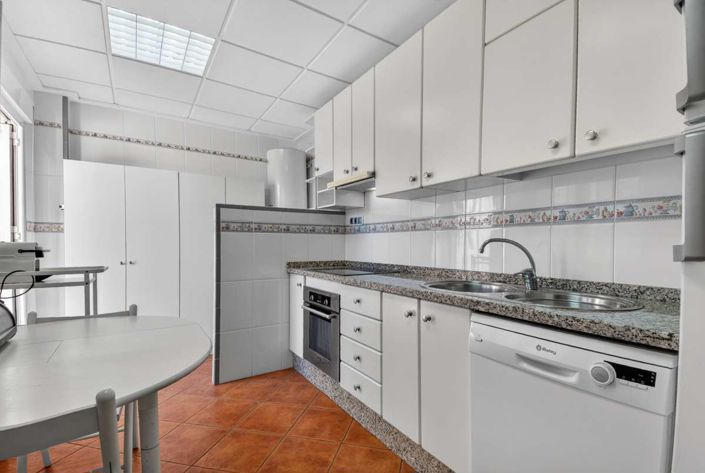 Image No.5-5 Bed Villa for sale