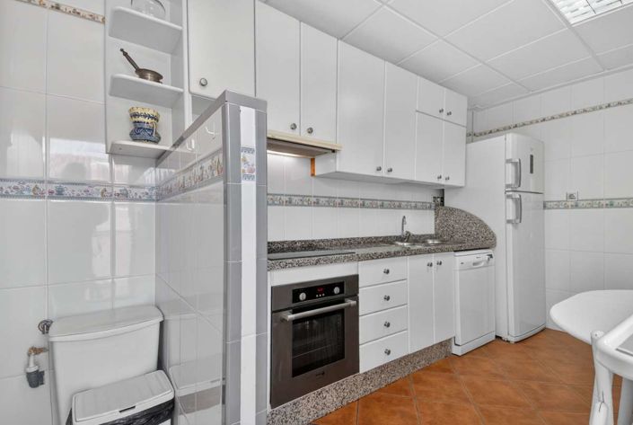 Image No.8-5 Bed Villa for sale