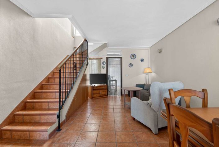 Image No.9-5 Bed Villa for sale