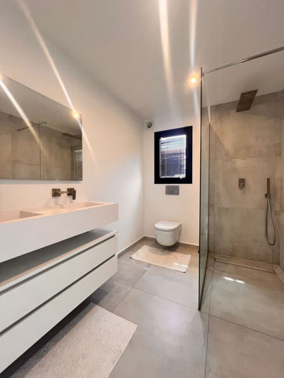 Image No.20-5 Bed Villa for sale