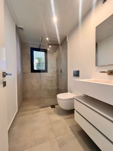 Image No.23-5 Bed Villa for sale