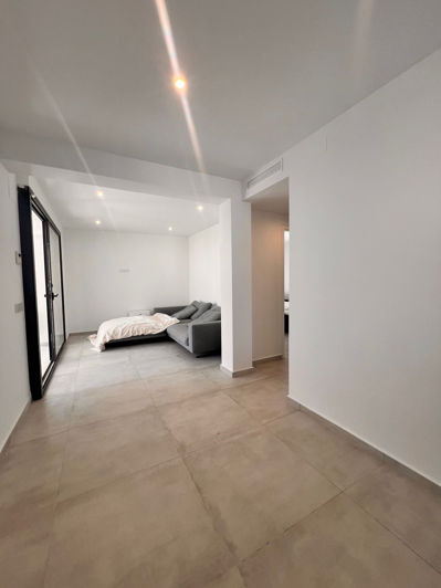 Image No.29-5 Bed Villa for sale