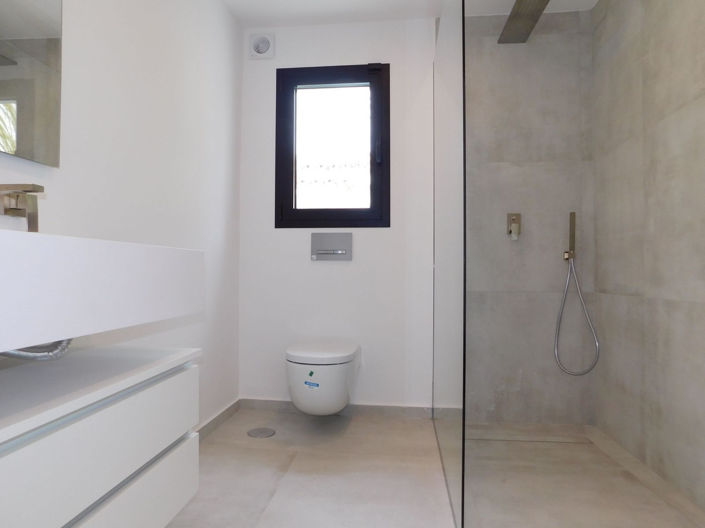 Image No.33-5 Bed Villa for sale