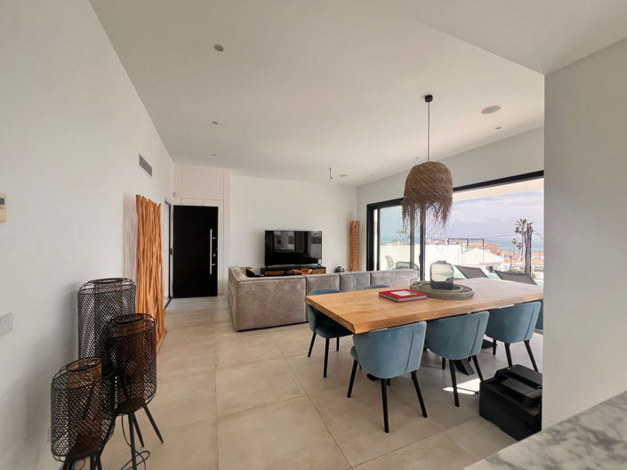 Image No.6-5 Bed Villa for sale