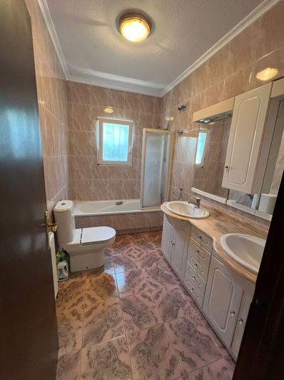 Image No.7-3 Bed Villa for sale