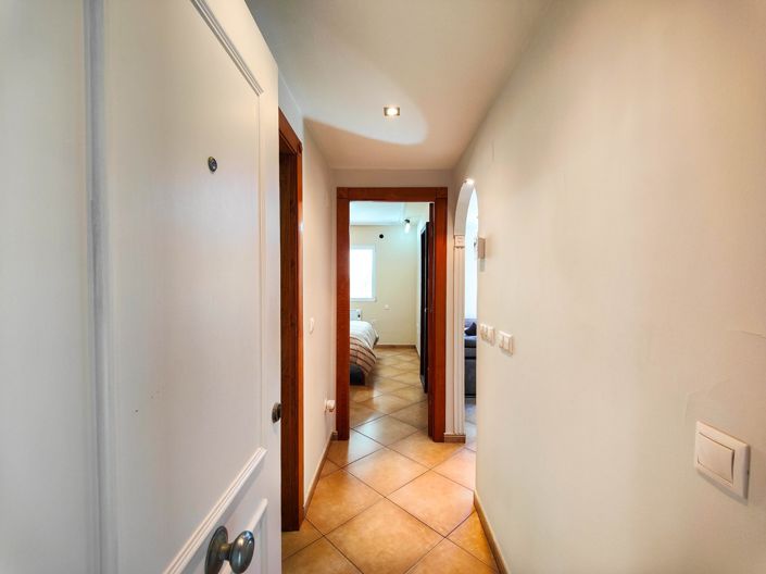 Image No.22-2 Bed Apartment for sale