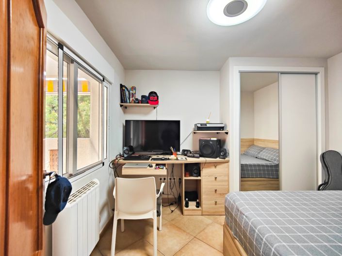 Image No.31-2 Bed Apartment for sale