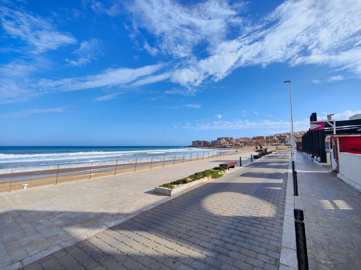 Image No.45-2 Bed Apartment for sale