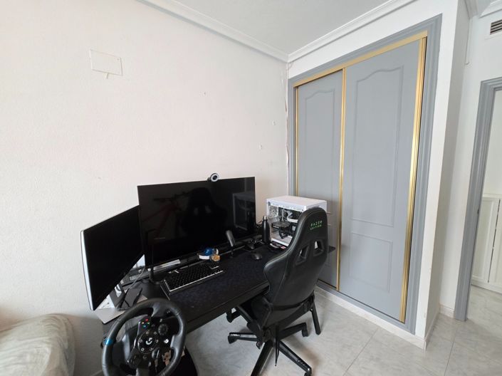 Image No.10-3 Bed Apartment for sale