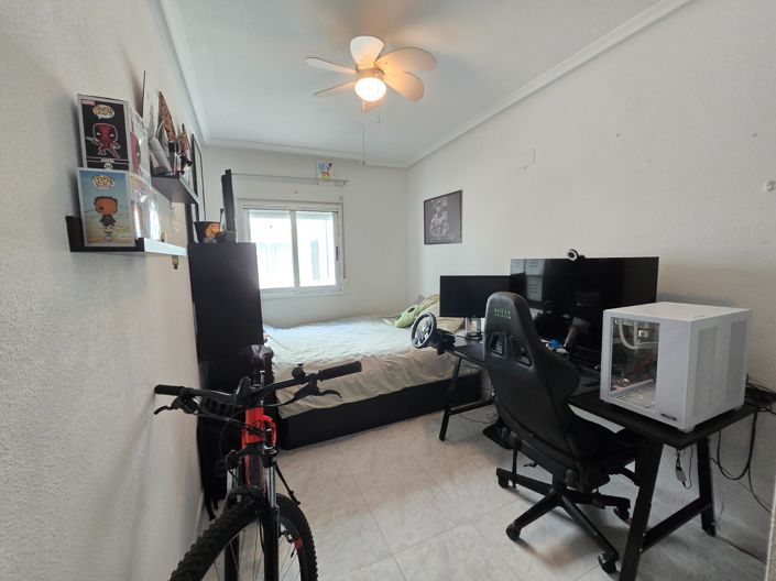Image No.8-3 Bed Apartment for sale