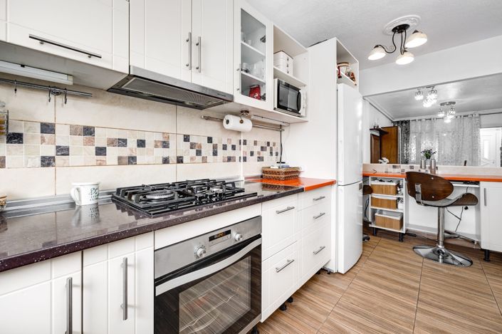 Image No.7-3 Bed Townhouse for sale