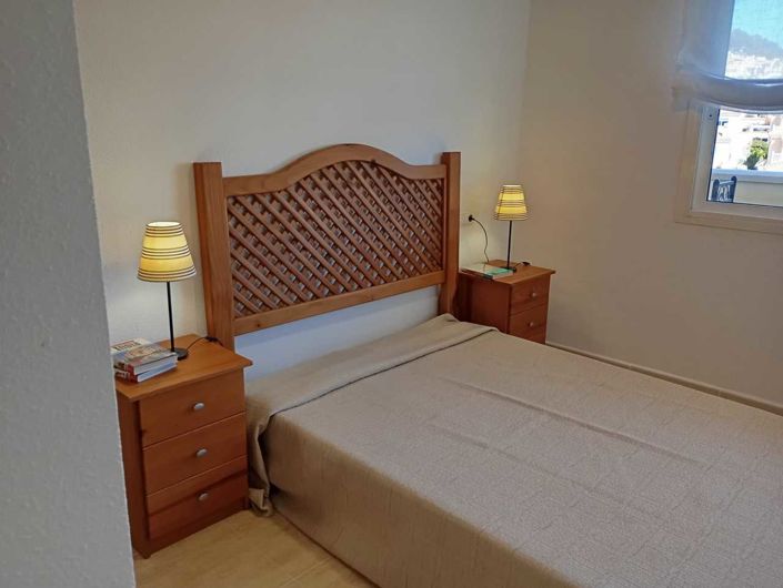 Image No.25-2 Bed House for sale