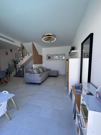 Image No.48-5 Bed Villa for sale