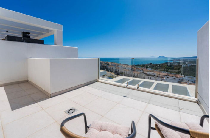 Image No.2-4 Bed Townhouse for sale