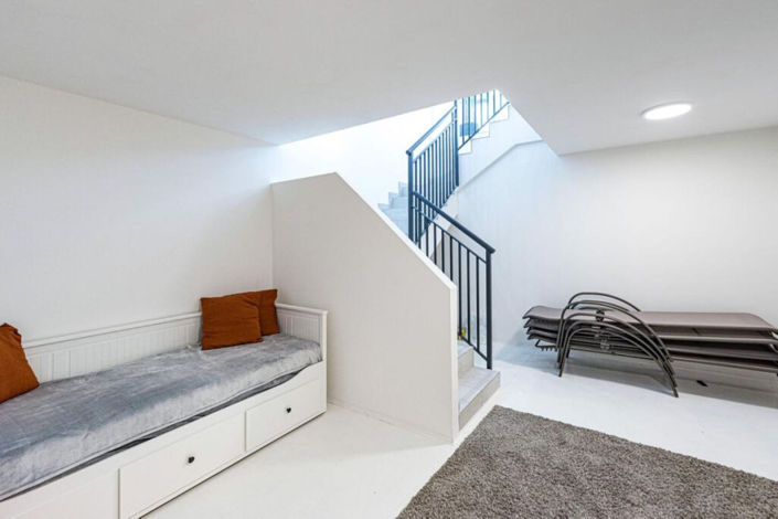 Image No.23-4 Bed Townhouse for sale