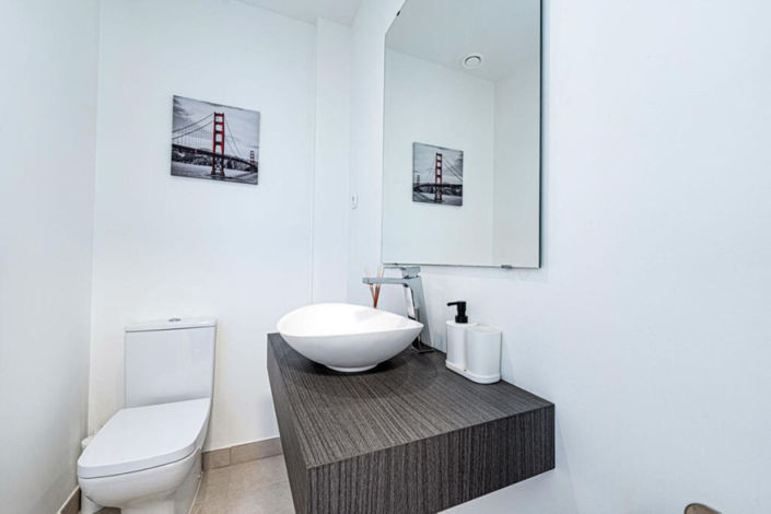 Image No.25-4 Bed Townhouse for sale