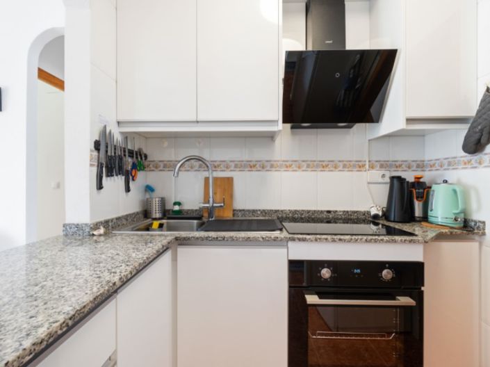 Image No.10-2 Bed Apartment for sale