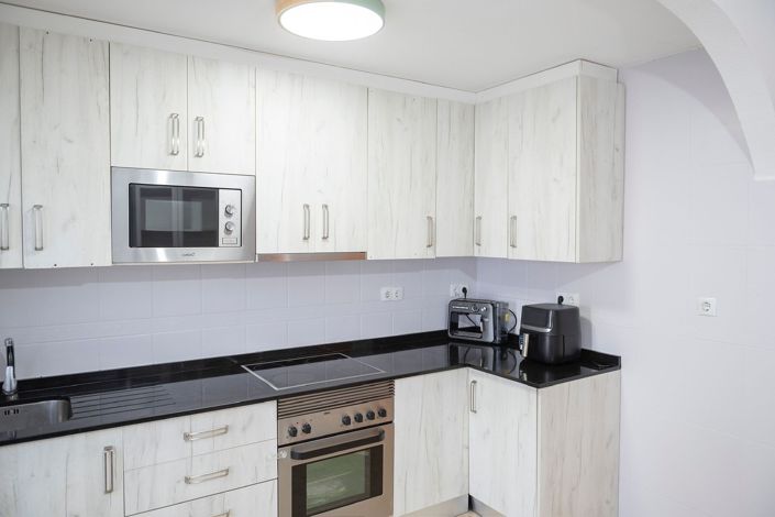 Image No.8-4 Bed Townhouse for sale