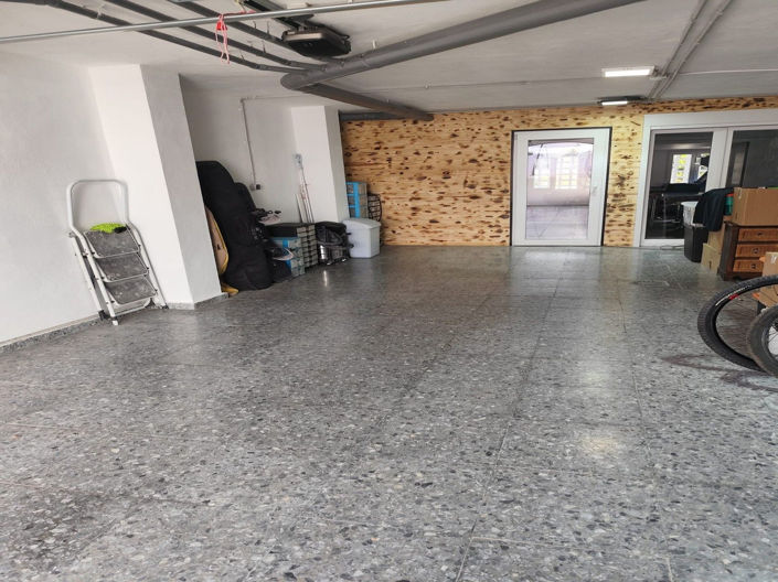 Image No.33-5 Bed House for sale