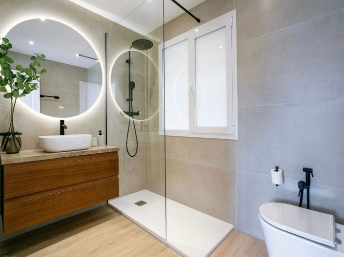 Image No.12-2 Bed Apartment for sale