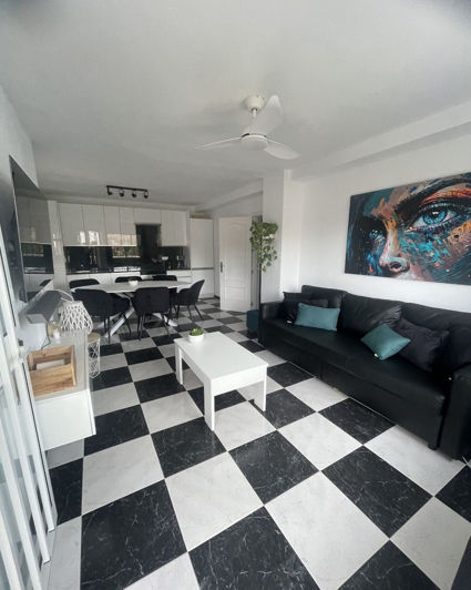 Image No.18-9 Bed House for sale