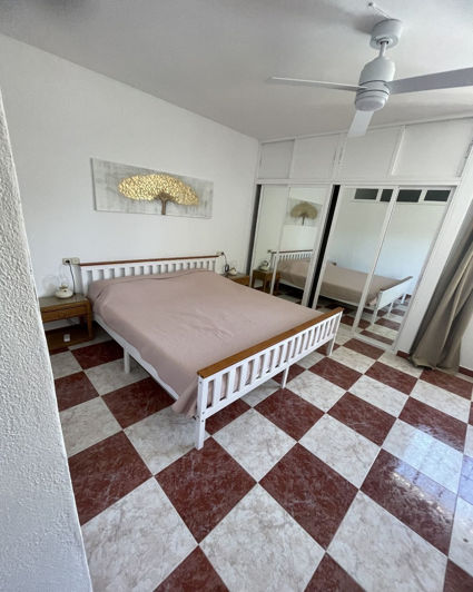 Image No.38-9 Bed House for sale