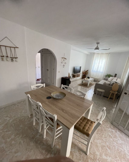 Image No.40-9 Bed House for sale