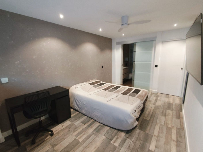 Image No.19-5 Bed House for sale