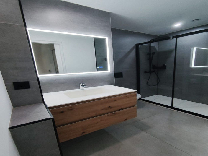 Image No.24-5 Bed House for sale