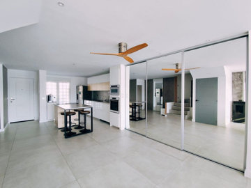 8-e64a9055bba3e77ac8aca3b893cdf826