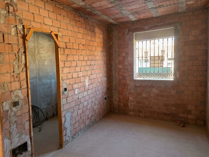 Image No.21-5 Bed Villa for sale