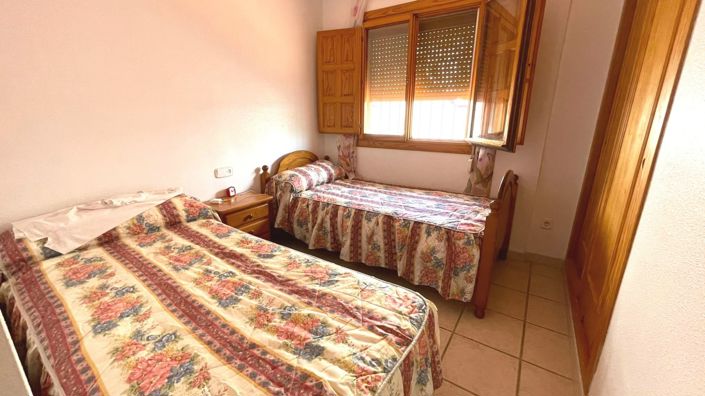 Image No.10-3 Bed Townhouse for sale