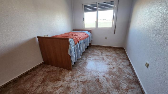 Image No.17-3 Bed Apartment for sale
