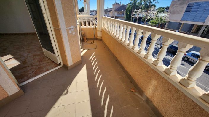 Image No.25-3 Bed Apartment for sale