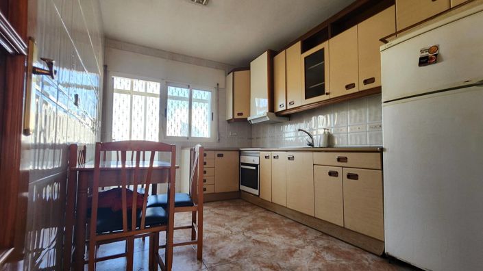 Image No.7-3 Bed Apartment for sale