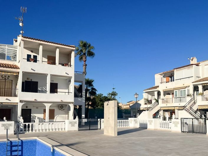 Image No.40-2 Bed Bungalow for sale