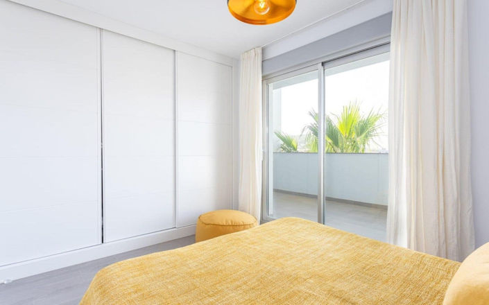 Image No.17-3 Bed Apartment for sale