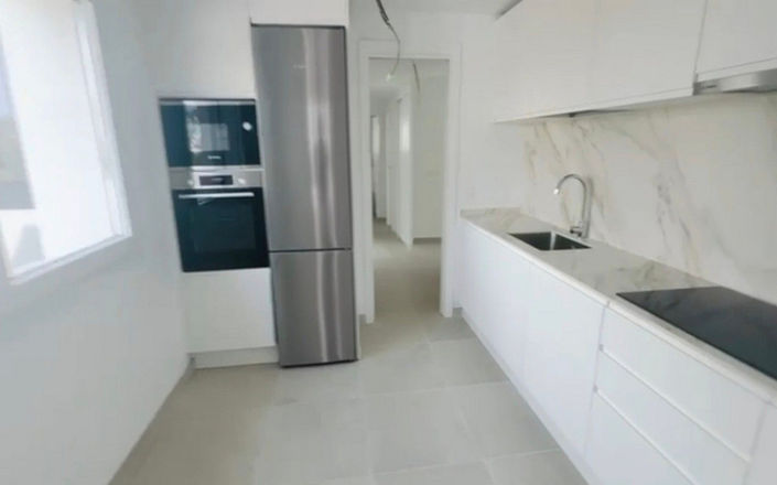 Image No.9-3 Bed Apartment for sale