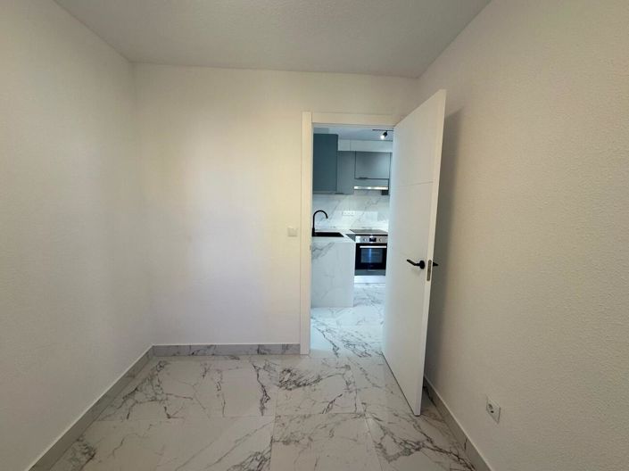 Image No.13-3 Bed Apartment for sale