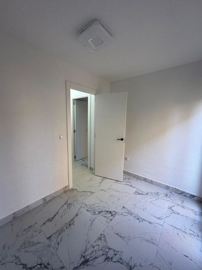 Image No.6-3 Bed Apartment for sale
