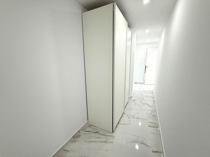 Image No.19-2 Bed Apartment for sale